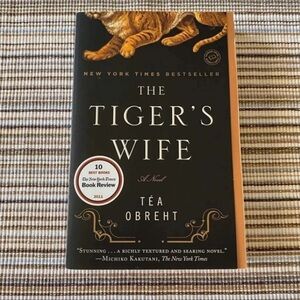 📚📚 3 for $15 📚📚 Paperback Book ~ The Tiger’s Wife By: Tea Obreht